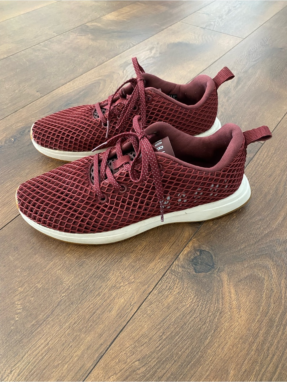 NOBULL Diamond Mesh Runner Burgundy Athletic Training Shoes Men 7 Women 8.5